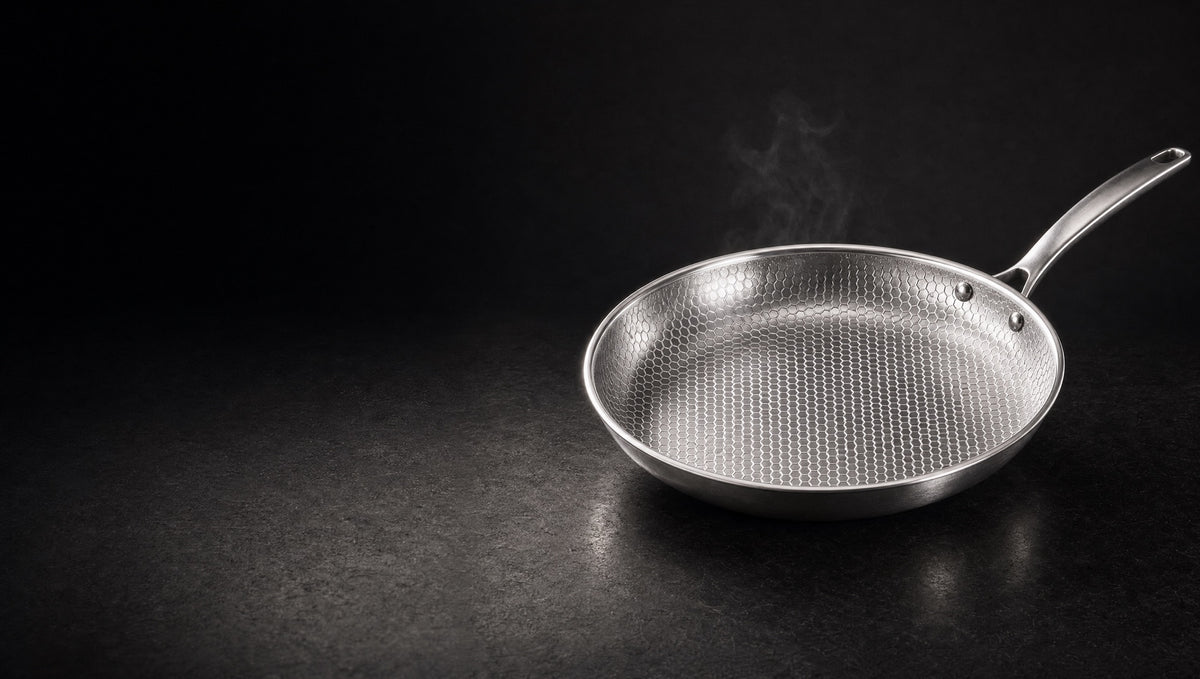 Kitch Titanium Series, koyu taş zemin üzerinde